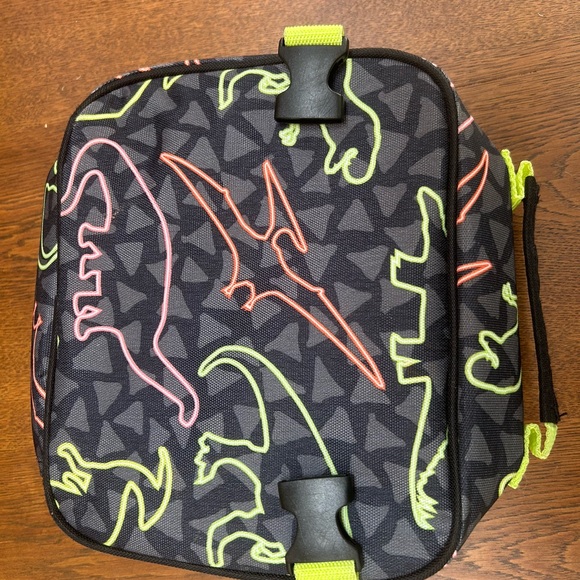 Two(2) insulated padded lunchboxes, dinosaurs & cars. Preowned, lots life left! - Picture 9 of 9